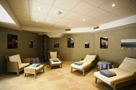 سيسيل إيفوار