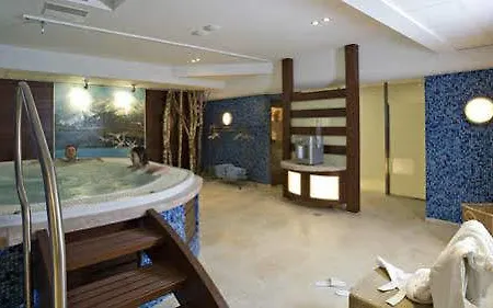 سيسيل 4* إيفوار