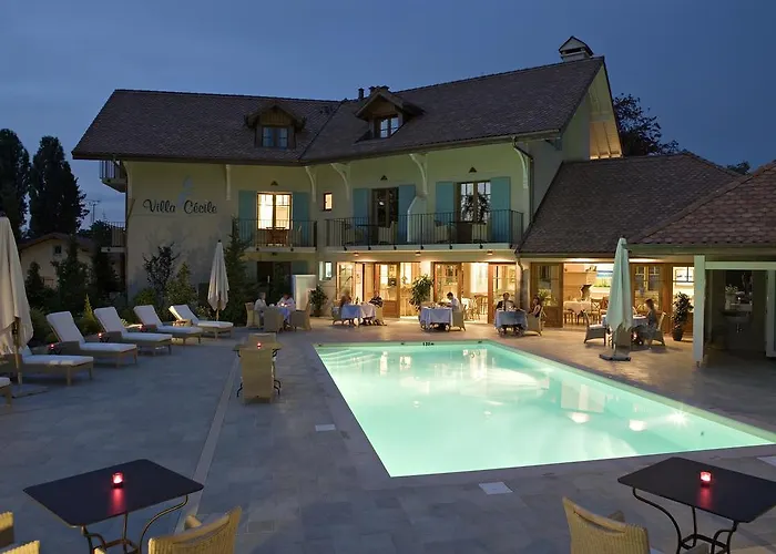 Hotel Cecile 4*